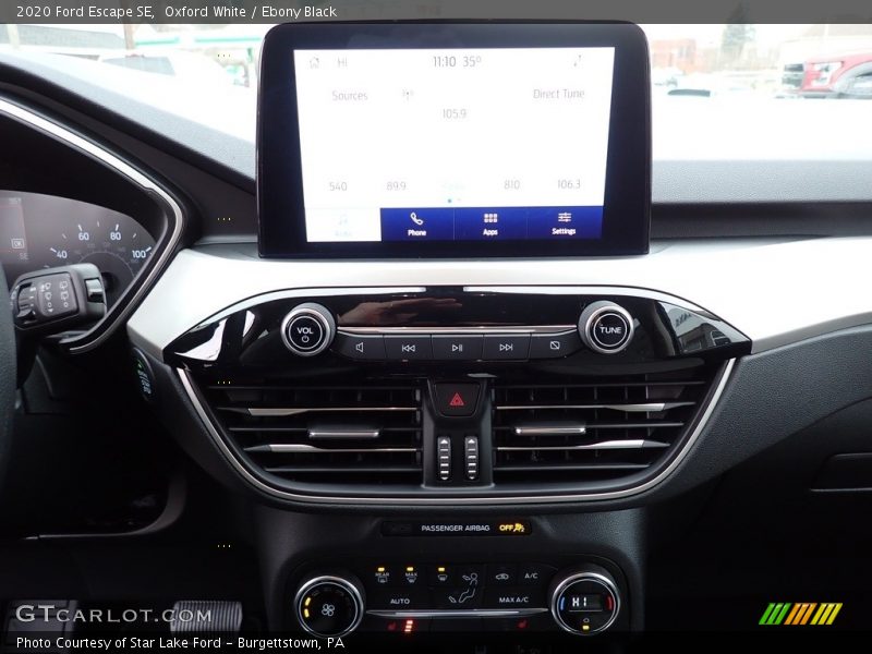 Oxford White / Ebony Black 2020 Ford Escape SE