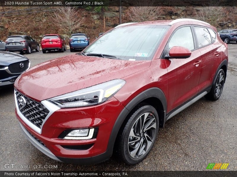 Front 3/4 View of 2020 Tucson Sport AWD