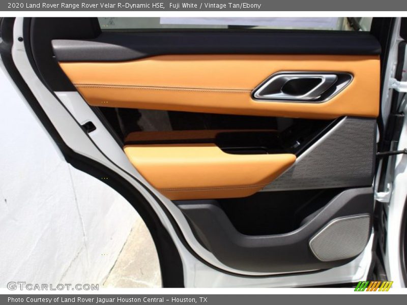 Door Panel of 2020 Range Rover Velar R-Dynamic HSE