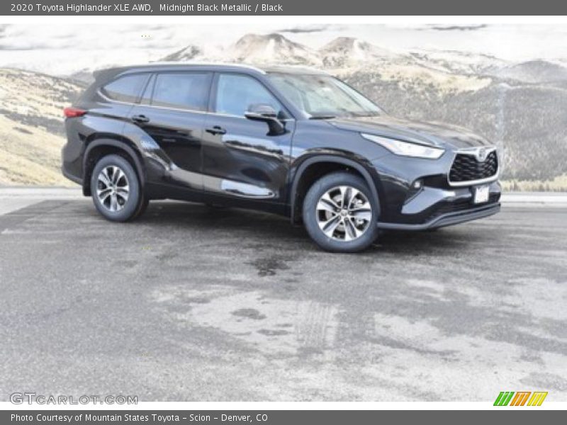 Midnight Black Metallic / Black 2020 Toyota Highlander XLE AWD