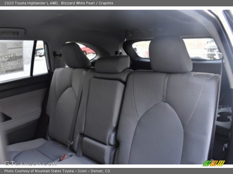 Blizzard White Pearl / Graphite 2020 Toyota Highlander L AWD
