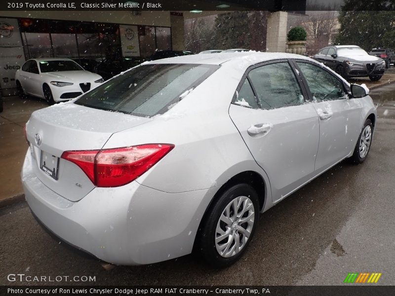 Classic Silver Metallic / Black 2019 Toyota Corolla LE