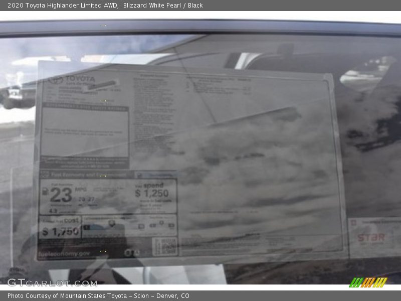Blizzard White Pearl / Black 2020 Toyota Highlander Limited AWD
