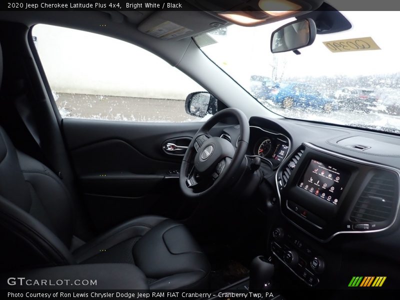 Bright White / Black 2020 Jeep Cherokee Latitude Plus 4x4