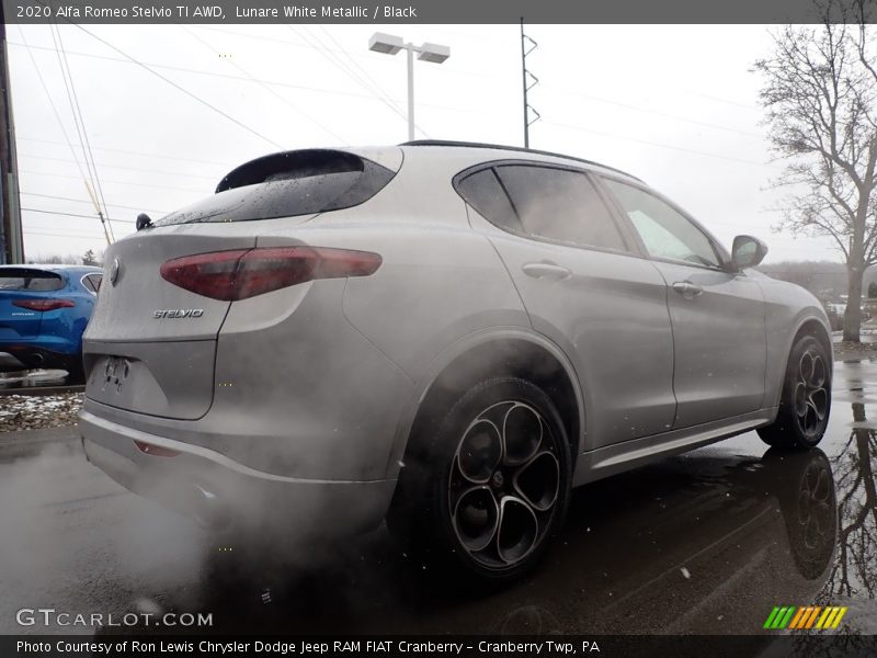 Lunare White Metallic / Black 2020 Alfa Romeo Stelvio TI AWD