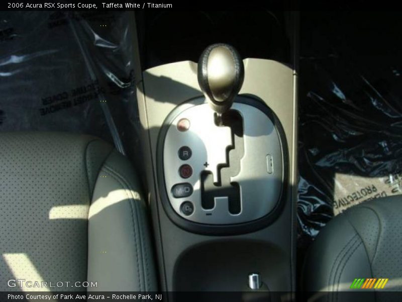 Taffeta White / Titanium 2006 Acura RSX Sports Coupe
