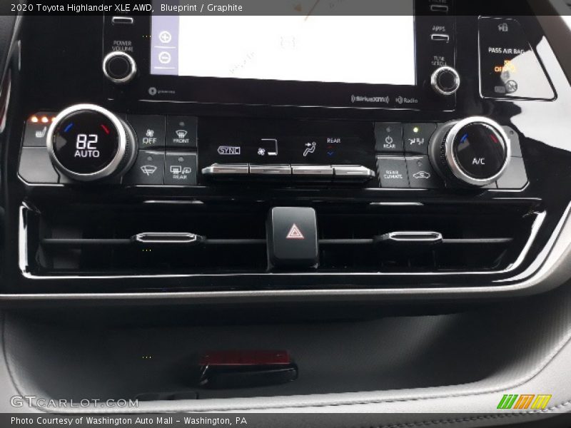 Blueprint / Graphite 2020 Toyota Highlander XLE AWD
