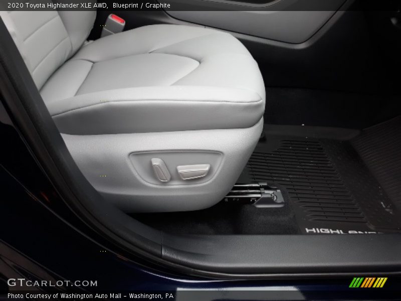 Blueprint / Graphite 2020 Toyota Highlander XLE AWD