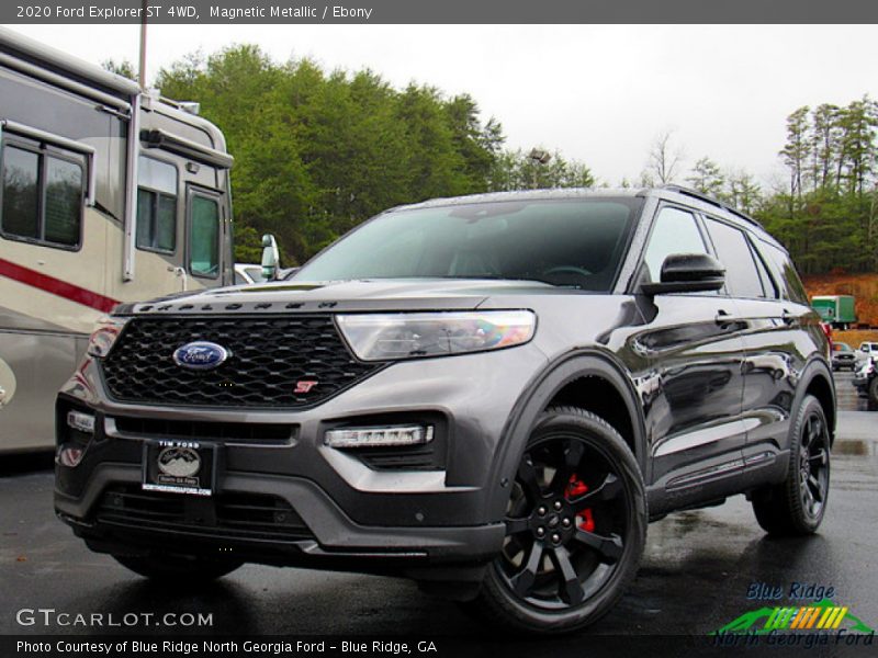 Front 3/4 View of 2020 Explorer ST 4WD