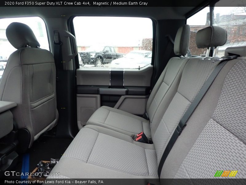 Magnetic / Medium Earth Gray 2020 Ford F350 Super Duty XLT Crew Cab 4x4