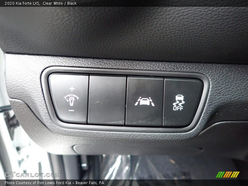 Clear White / Black 2020 Kia Forte LXS