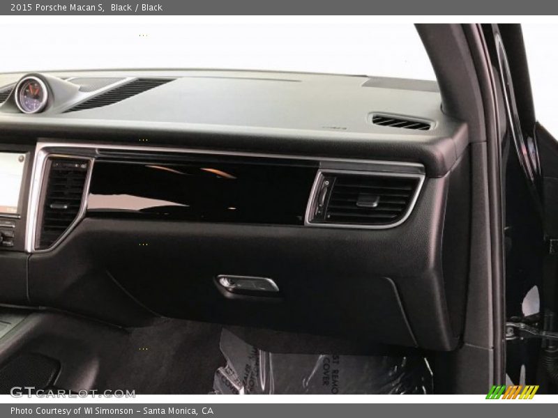 Black / Black 2015 Porsche Macan S
