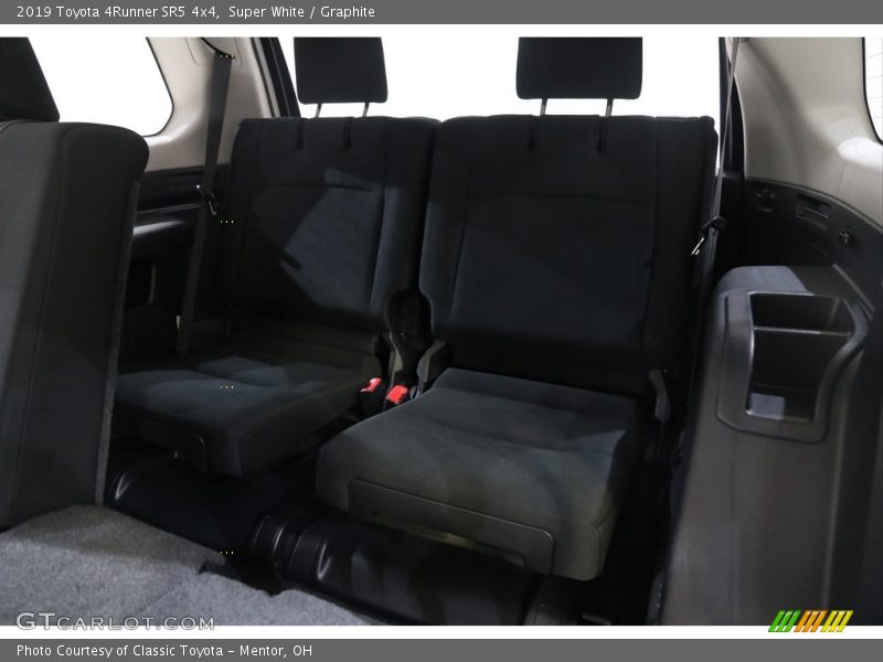 Super White / Graphite 2019 Toyota 4Runner SR5 4x4