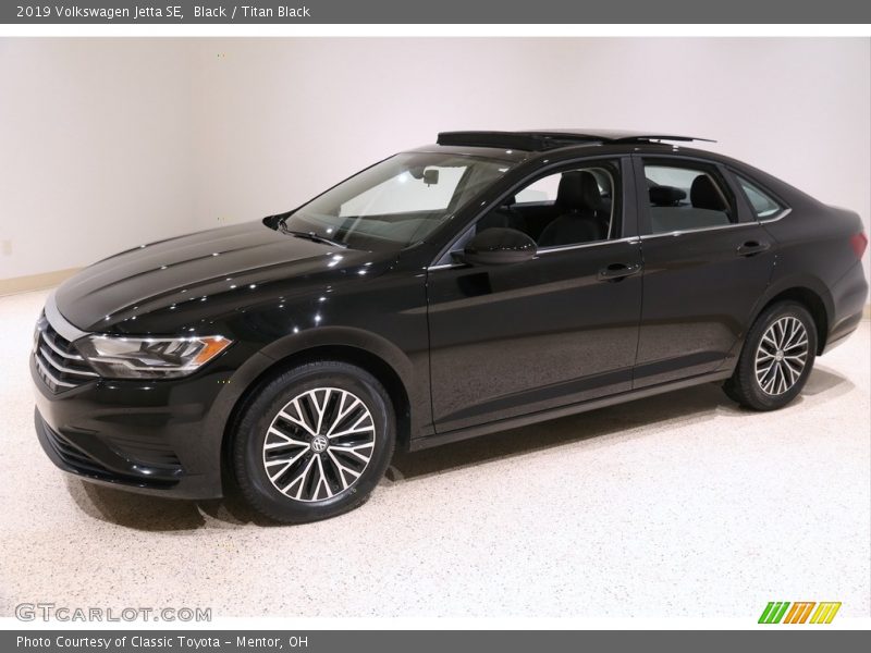 Black / Titan Black 2019 Volkswagen Jetta SE