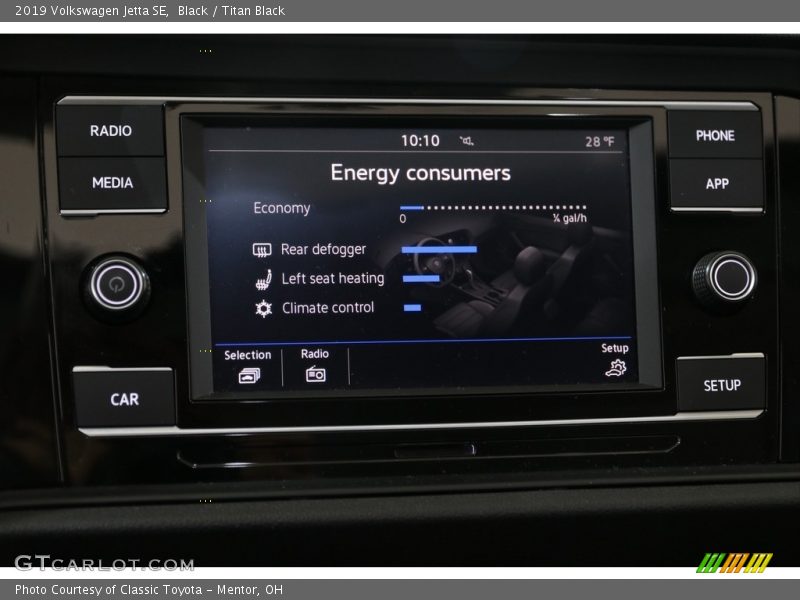 Controls of 2019 Jetta SE