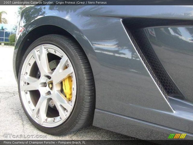 Grigio Proteus (Grey) / Nero Perseus 2007 Lamborghini Gallardo Spyder