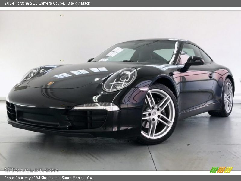 Front 3/4 View of 2014 911 Carrera Coupe