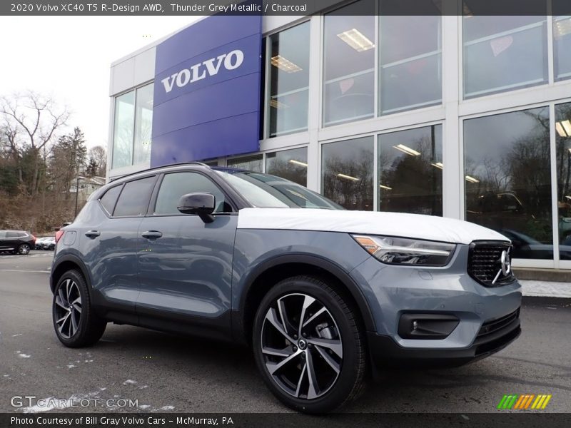 Thunder Grey Metallic / Charcoal 2020 Volvo XC40 T5 R-Design AWD