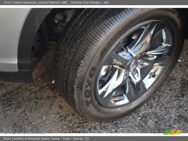 Celestial Silver Metallic / Ash 2019 Toyota Highlander Limited Platinum AWD