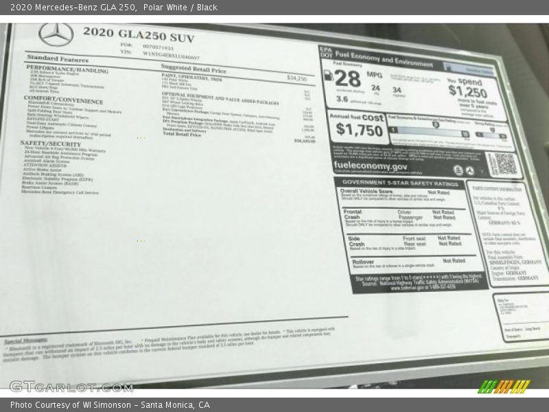 Polar White / Black 2020 Mercedes-Benz GLA 250