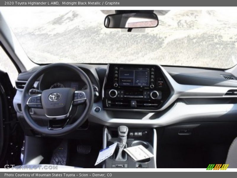 Midnight Black Metallic / Graphite 2020 Toyota Highlander L AWD