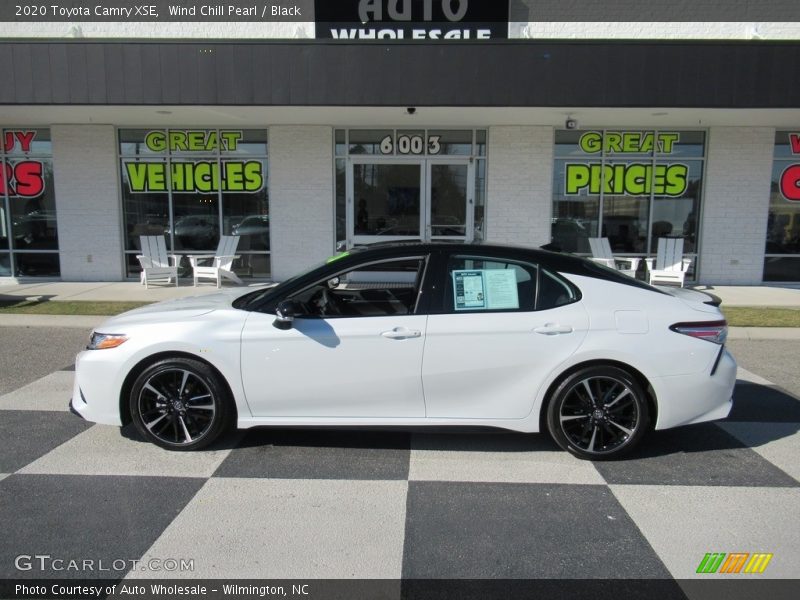 Wind Chill Pearl / Black 2020 Toyota Camry XSE