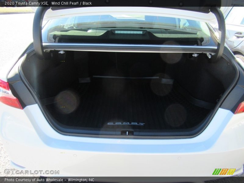 Wind Chill Pearl / Black 2020 Toyota Camry XSE