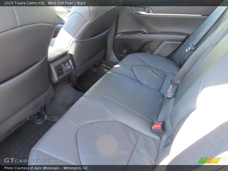 Wind Chill Pearl / Black 2020 Toyota Camry XSE