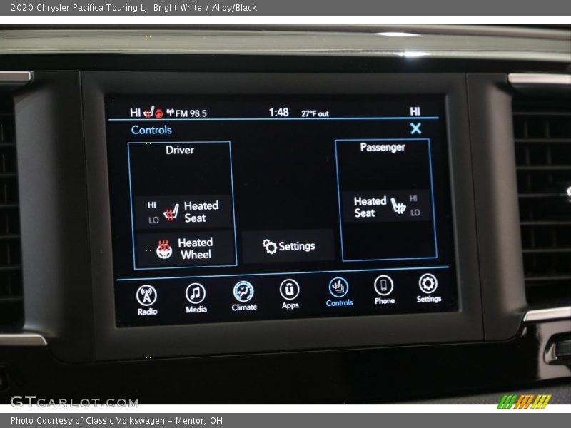 Bright White / Alloy/Black 2020 Chrysler Pacifica Touring L