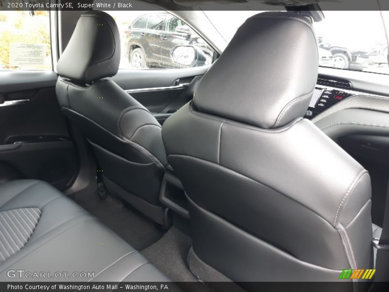 Super White / Black 2020 Toyota Camry SE