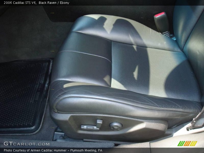 Black Raven / Ebony 2006 Cadillac STS V6
