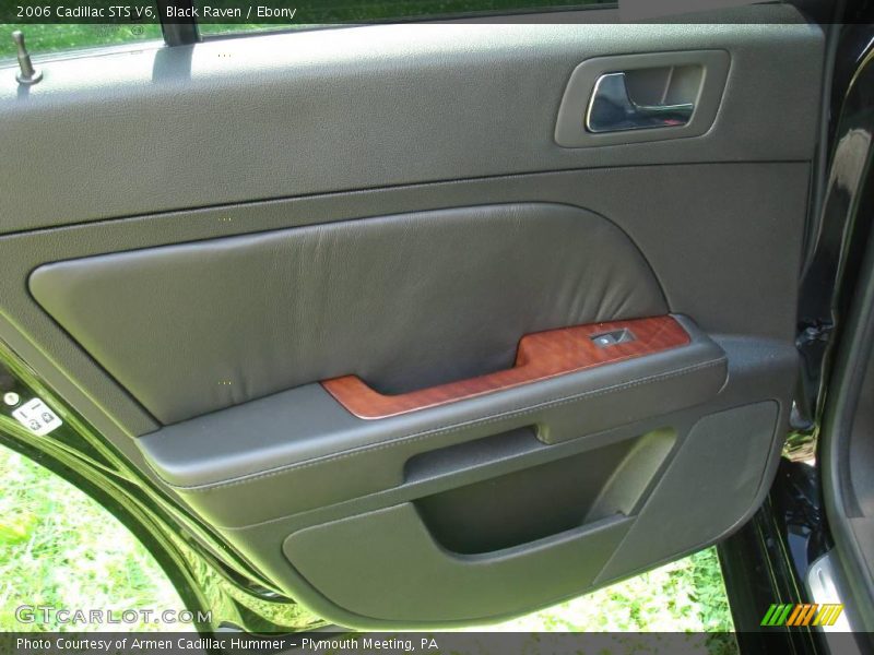 Black Raven / Ebony 2006 Cadillac STS V6