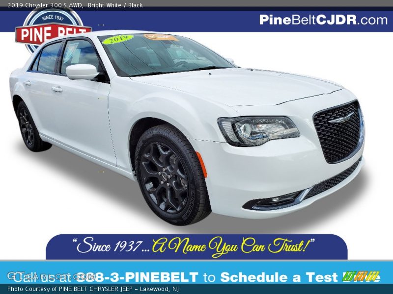 Bright White / Black 2019 Chrysler 300 S AWD