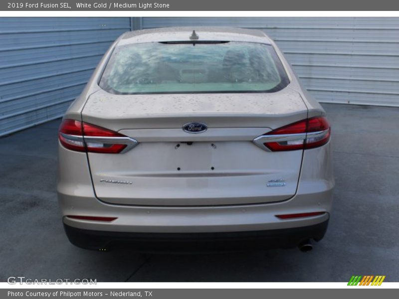 White Gold / Medium Light Stone 2019 Ford Fusion SEL