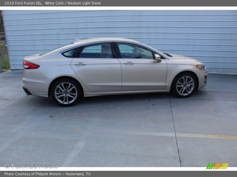 White Gold / Medium Light Stone 2019 Ford Fusion SEL