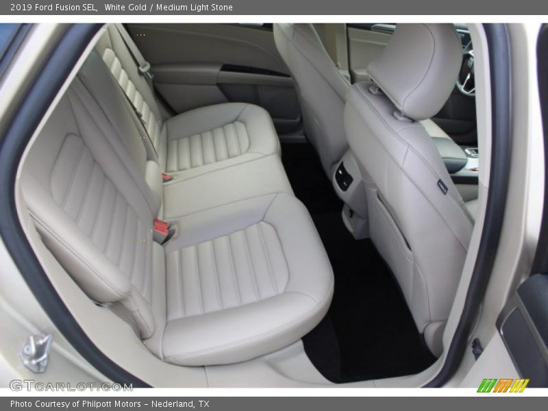 White Gold / Medium Light Stone 2019 Ford Fusion SEL