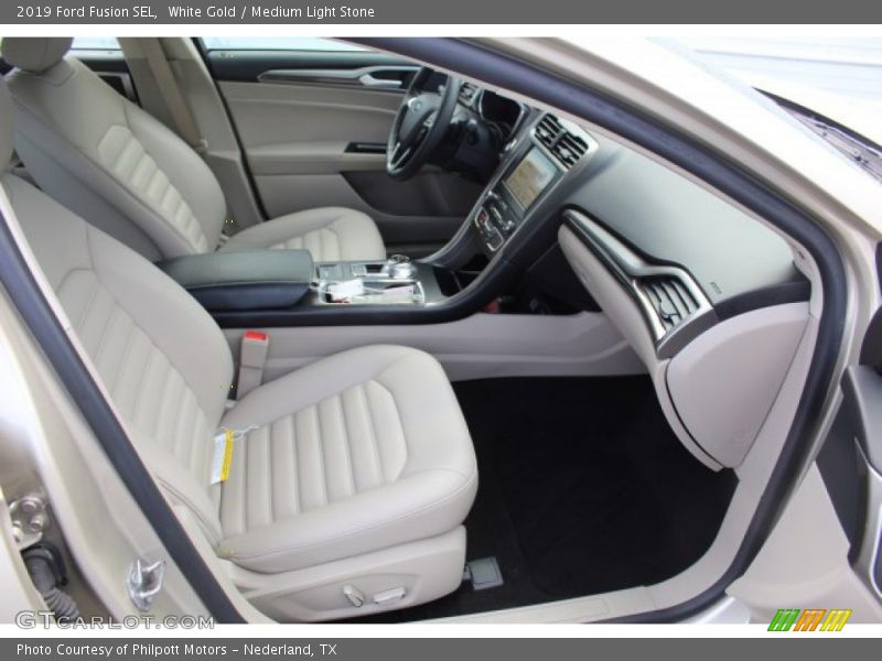 White Gold / Medium Light Stone 2019 Ford Fusion SEL