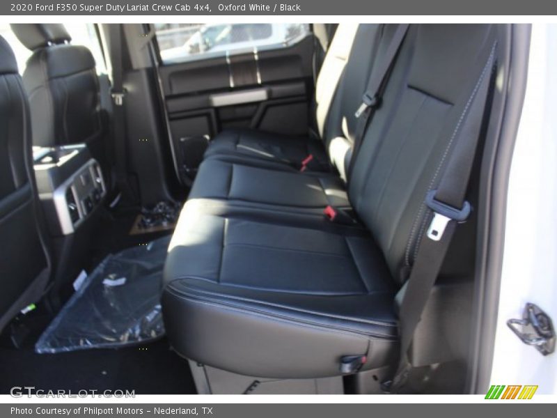 Oxford White / Black 2020 Ford F350 Super Duty Lariat Crew Cab 4x4