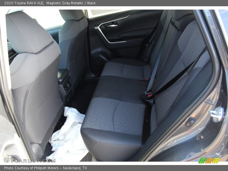 Magnetic Gray Metallic / Black 2020 Toyota RAV4 XLE