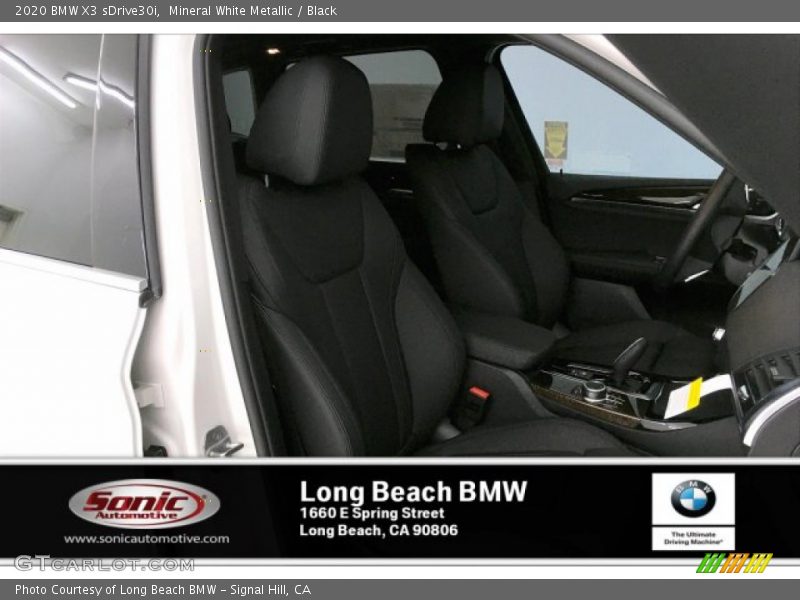 Mineral White Metallic / Black 2020 BMW X3 sDrive30i