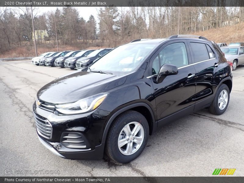 Mosaic Black Metallic / Jet Black 2020 Chevrolet Trax LT