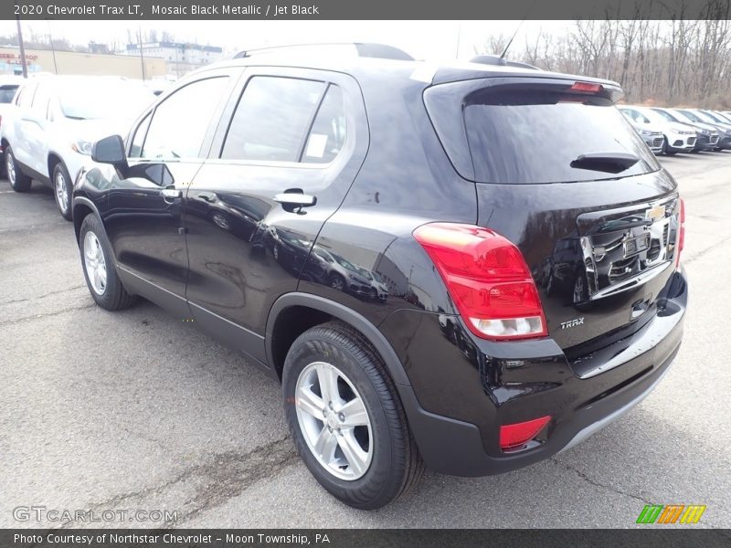 Mosaic Black Metallic / Jet Black 2020 Chevrolet Trax LT