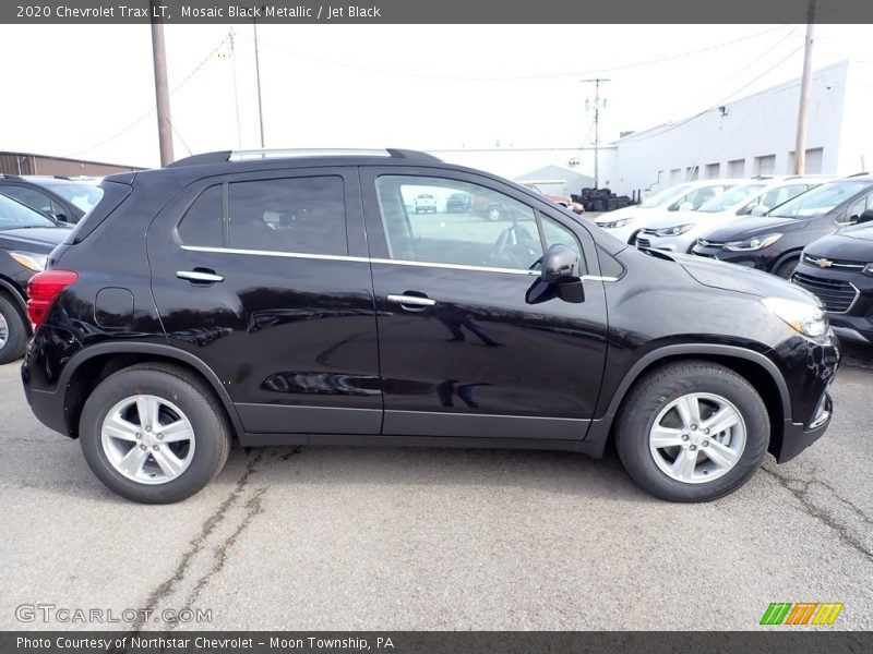 Mosaic Black Metallic / Jet Black 2020 Chevrolet Trax LT