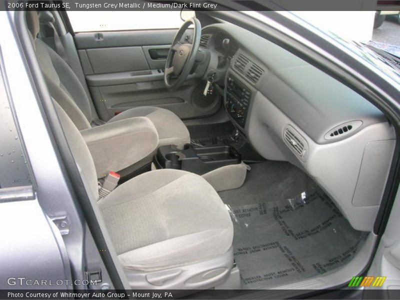 Tungsten Grey Metallic / Medium/Dark Flint Grey 2006 Ford Taurus SE