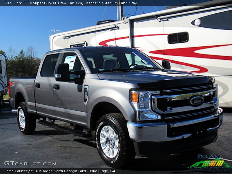 Magnetic / Medium Earth Gray 2020 Ford F250 Super Duty XL Crew Cab 4x4