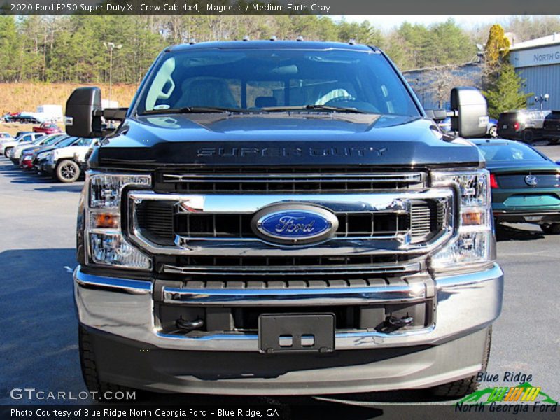 Magnetic / Medium Earth Gray 2020 Ford F250 Super Duty XL Crew Cab 4x4