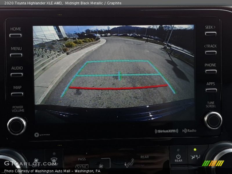 Midnight Black Metallic / Graphite 2020 Toyota Highlander XLE AWD