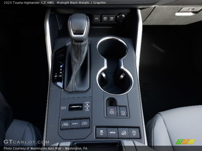Midnight Black Metallic / Graphite 2020 Toyota Highlander XLE AWD