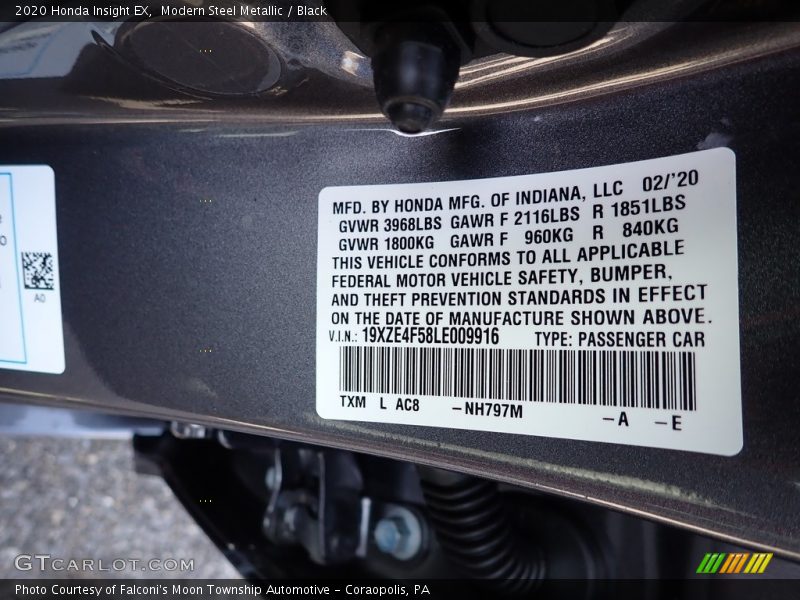 Modern Steel Metallic / Black 2020 Honda Insight EX