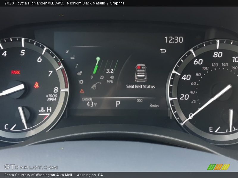 Midnight Black Metallic / Graphite 2020 Toyota Highlander XLE AWD